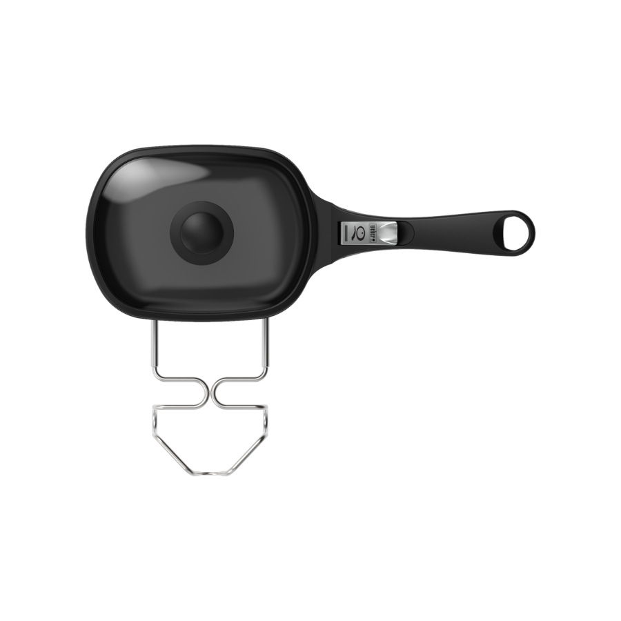 Baby Q Saucepan And Trivet
